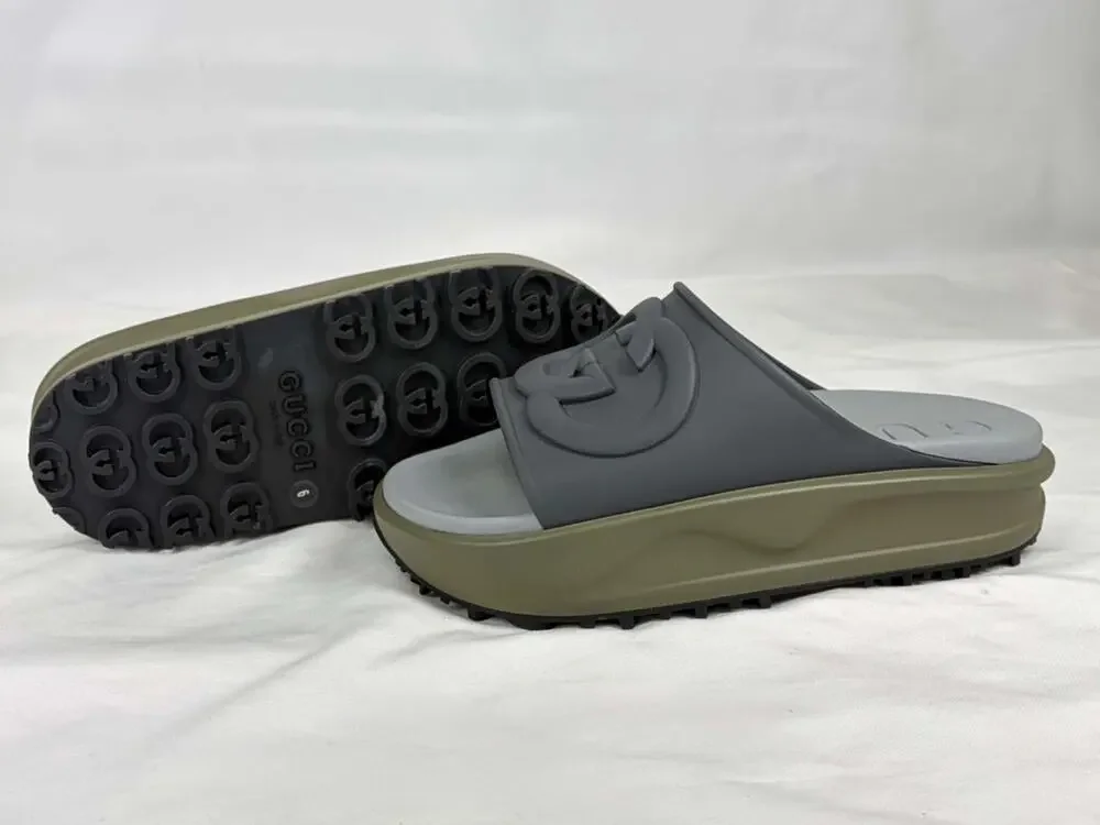 Gucci Interlocking G Slide  display picture 2